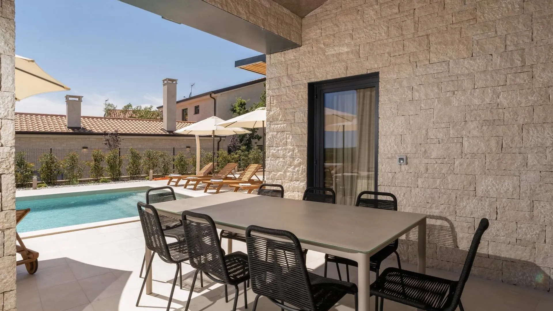 Villa Curitico بوريتش